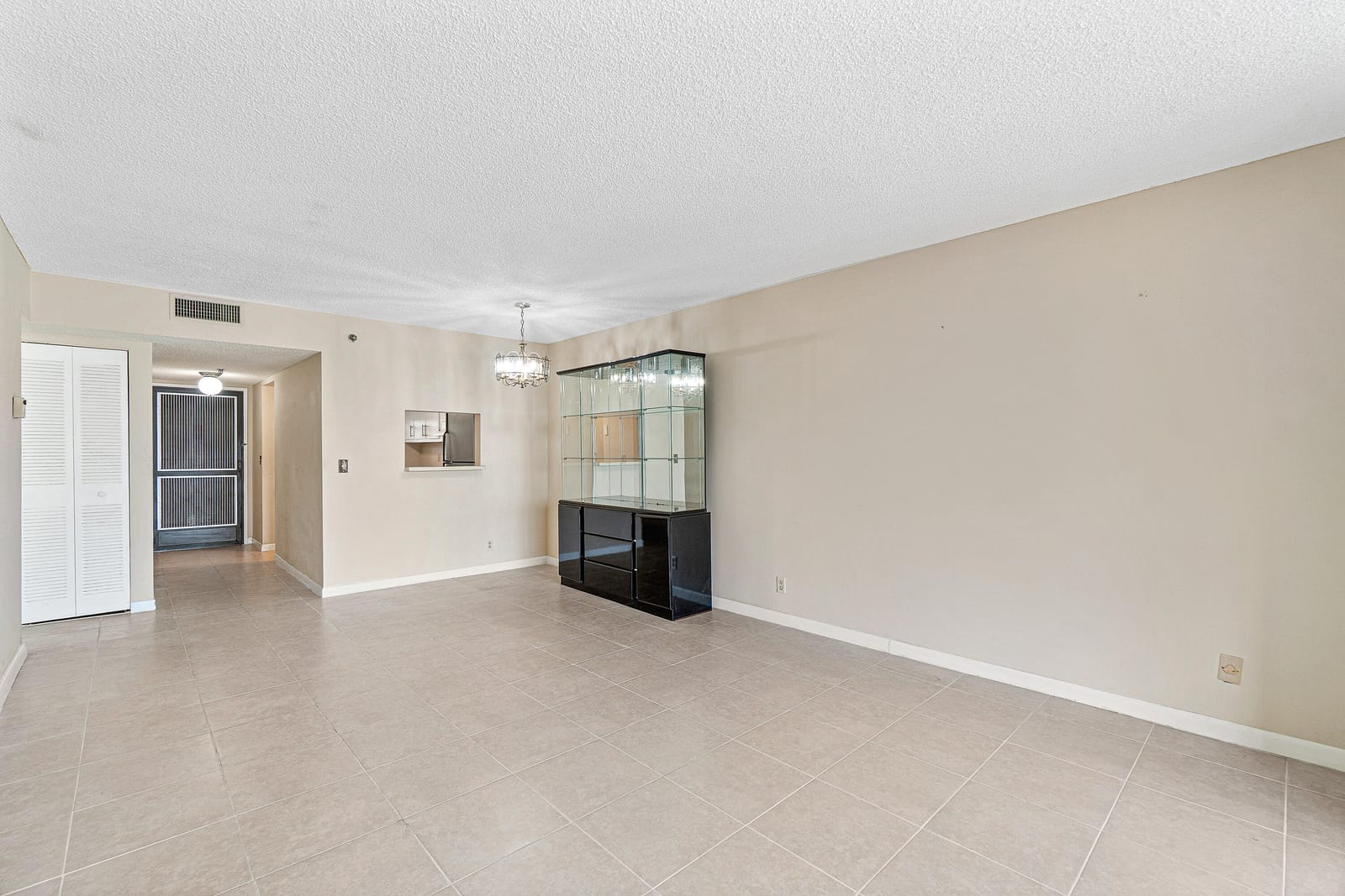 4640 LUCERNE LAKES Boulevard W 303, Lake Worth, FL 33467 photo 9