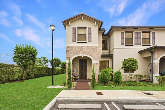 11467 W 34th Court, Hialeah, FL 33018