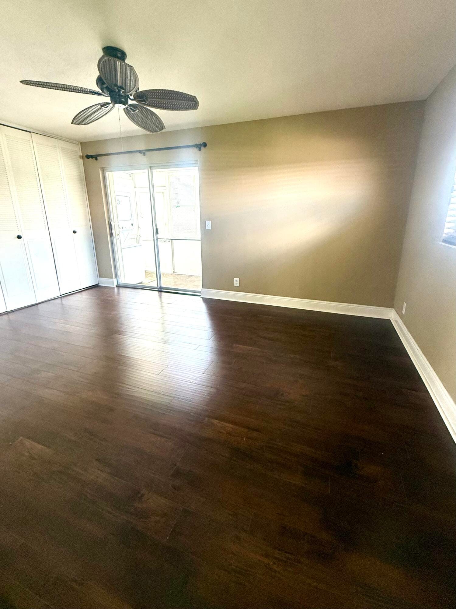34 Valencia B — photo 12