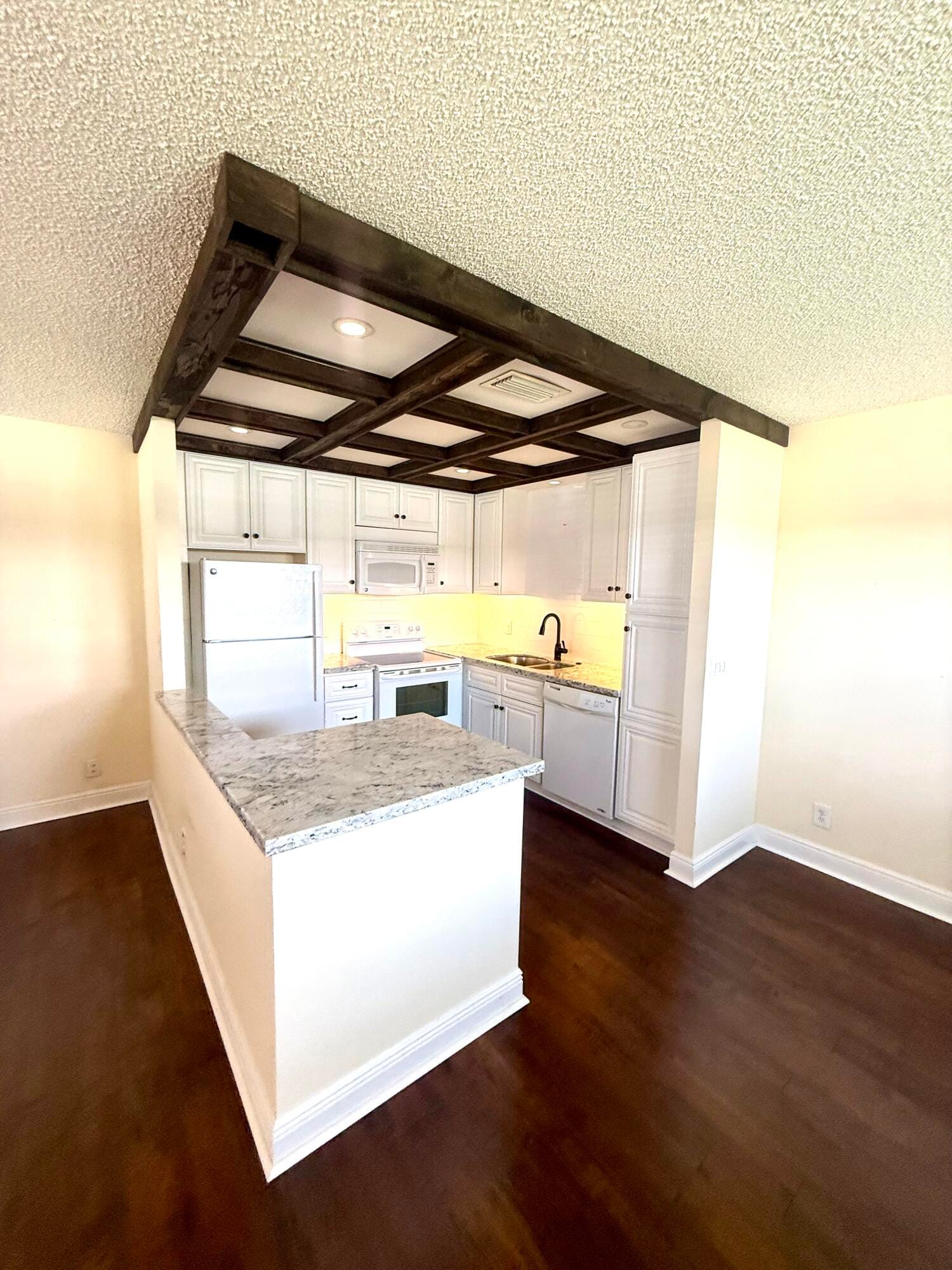 34 Valencia B — photo 9