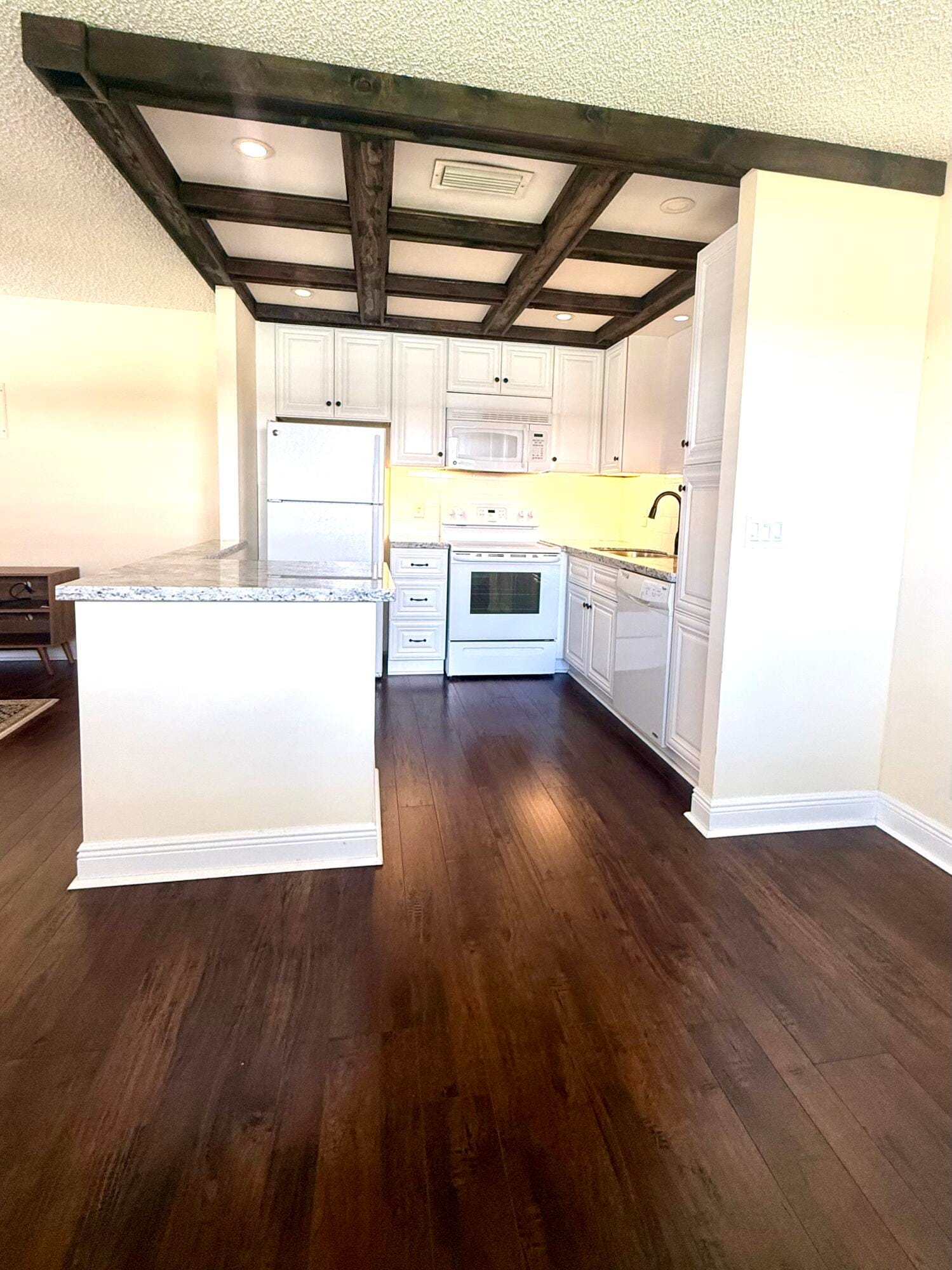 34 Valencia B — photo 10
