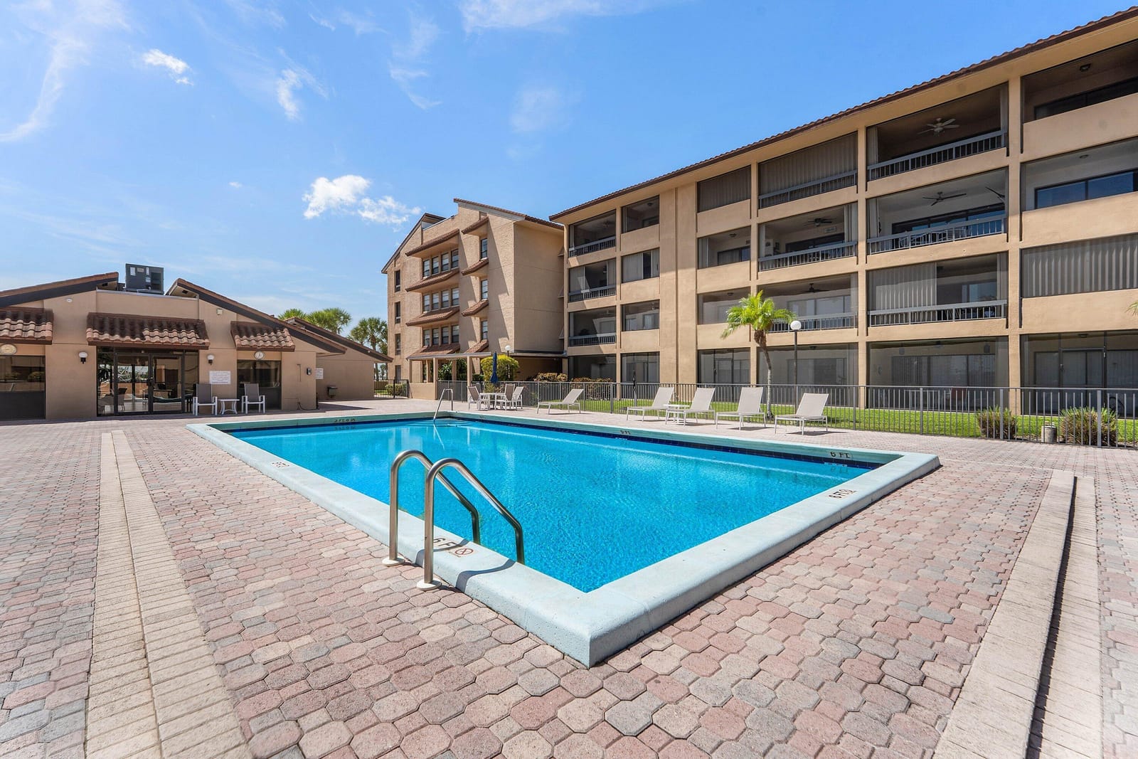 1030 Us Highway 1 413, North Palm Beach, FL 33408 photo 24