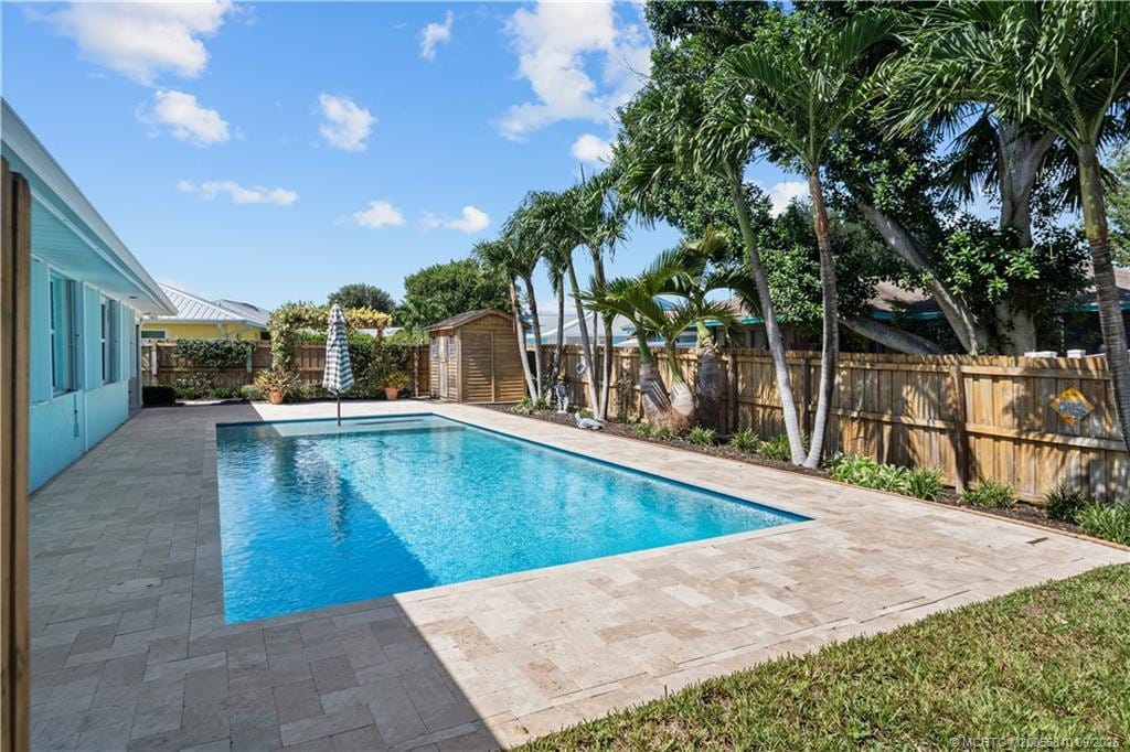 2040 NE Acapulco Drive, Jensen Beach, FL 34957 photo 5