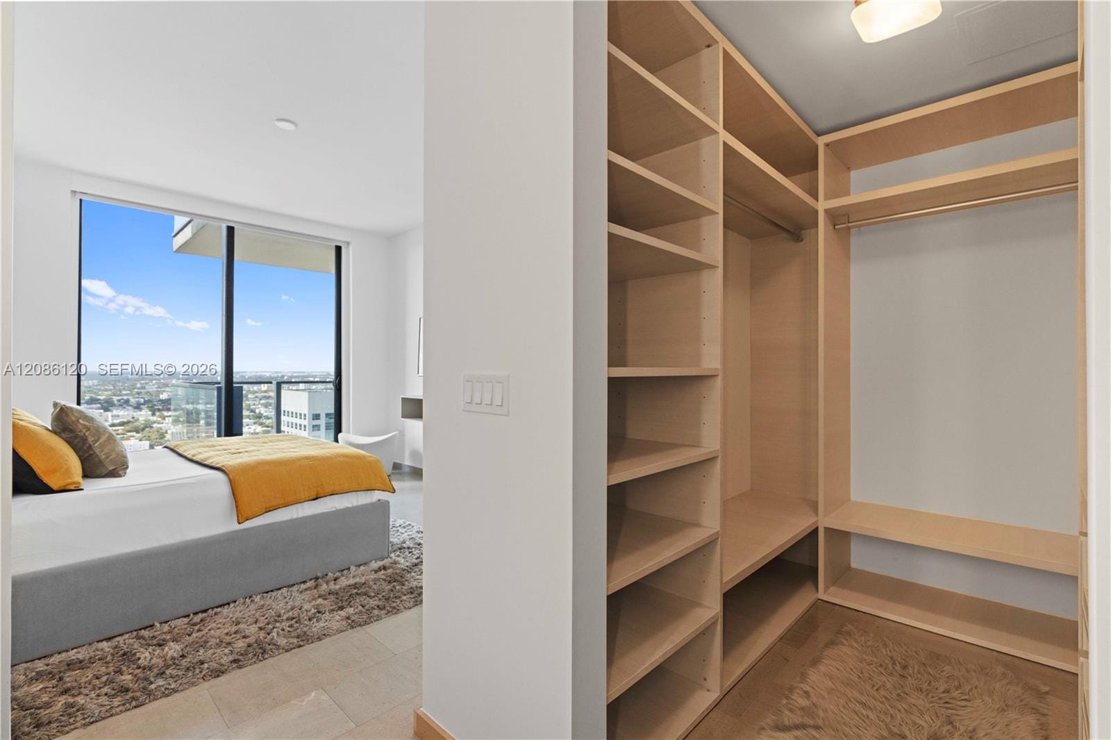 88 SW 7th Street 2906, Miami, FL 33130 photo 12
