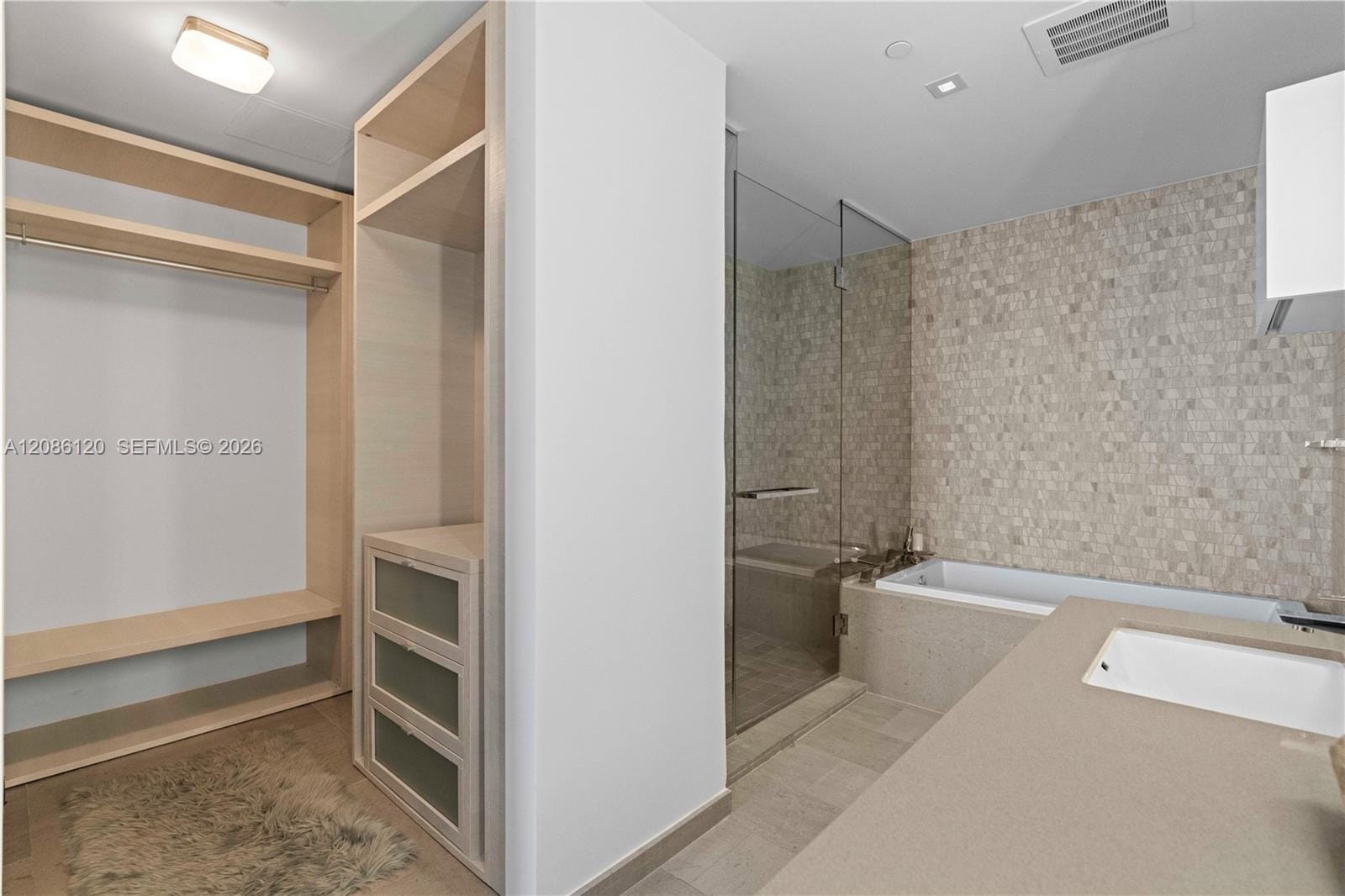 88 SW 7th Street 2906, Miami, FL 33130 photo 10