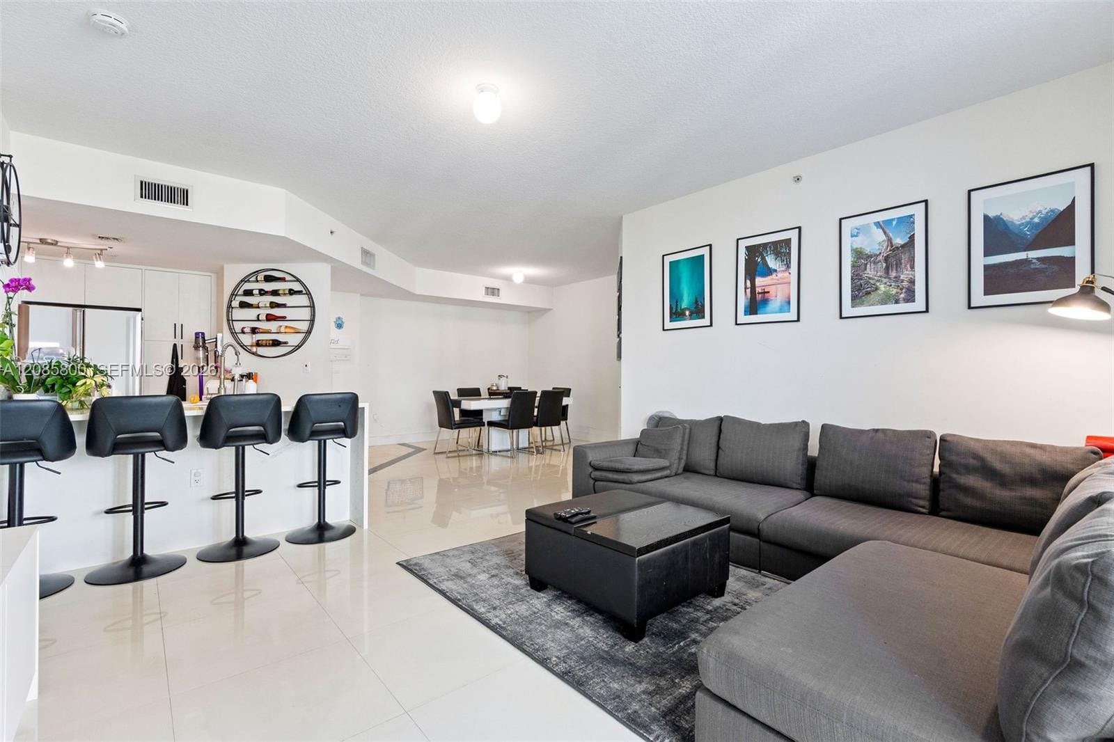 7900 Harbor Island Drive 518 — photo 3