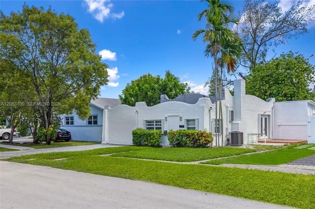 1726 Roosevelt Street, Hollywood, FL 33020