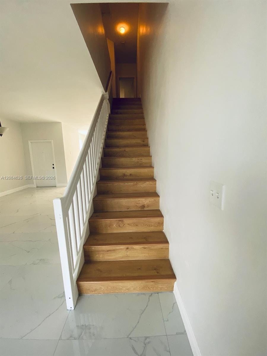 1888 Salerno Circle 1888 — photo 11