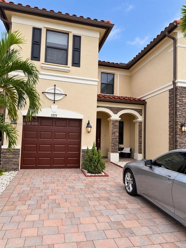 3375 W 90th Terrace 3375, Hialeah, FL 33018