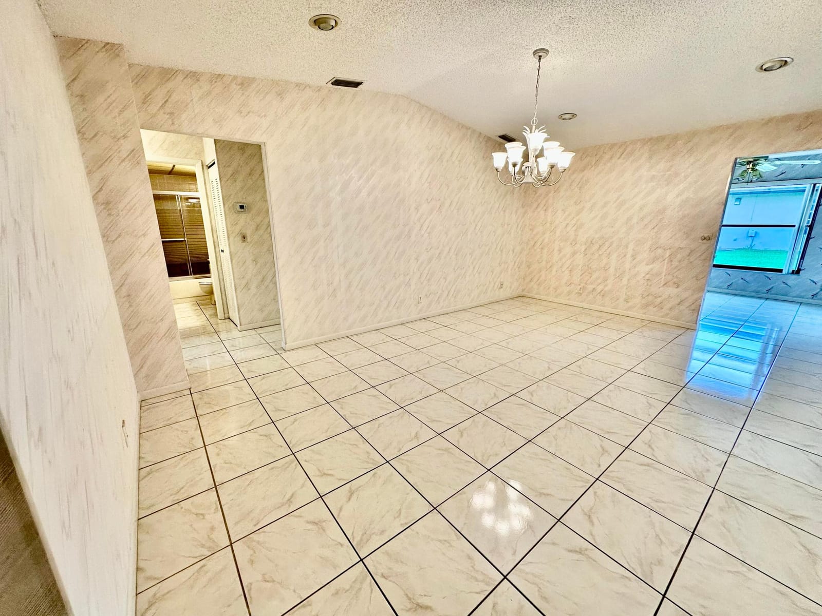 5483 VIBURNUM Circle — photo 7