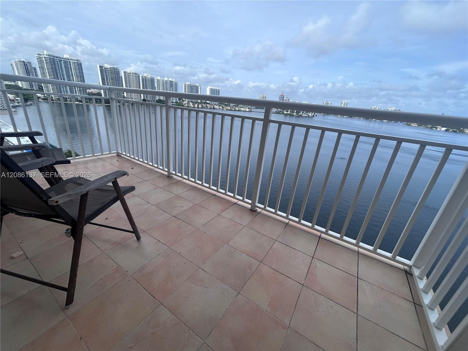 251 174 1601, Sunny Isles Beach, FL 33160 photo 5