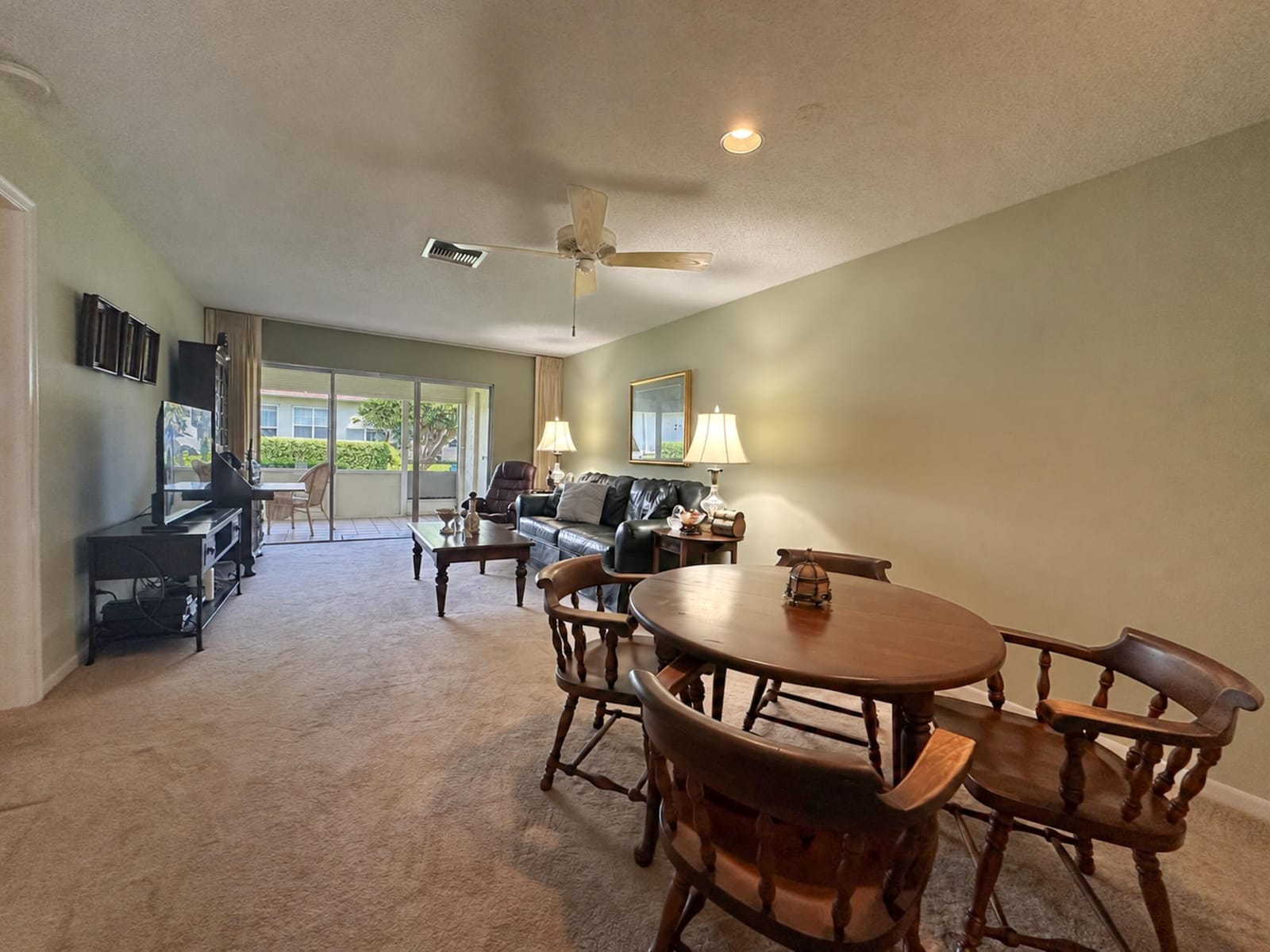 1121 BOXWOOD Drive 36-C — photo 3