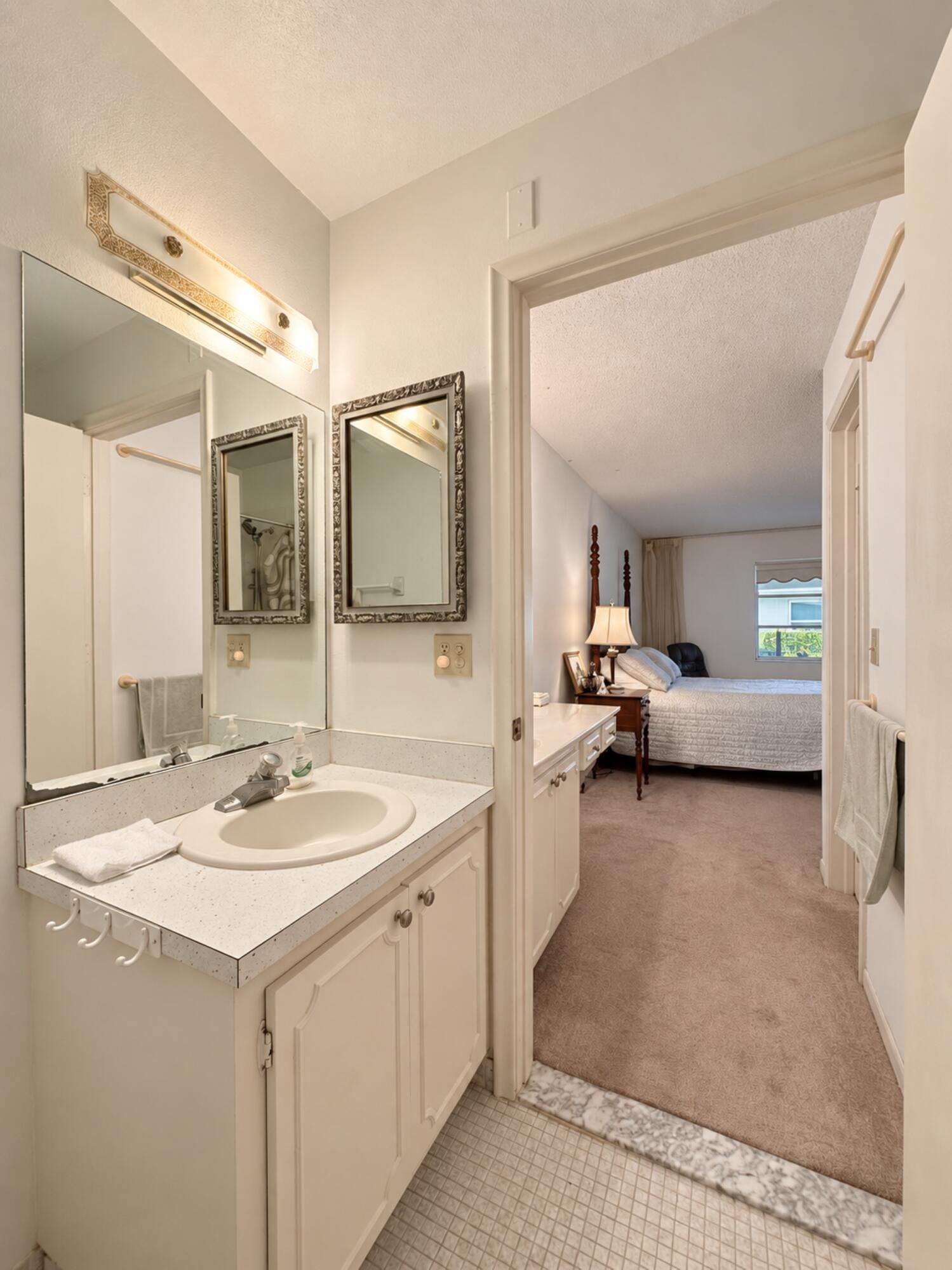 1121 BOXWOOD Drive 36-C — photo 8