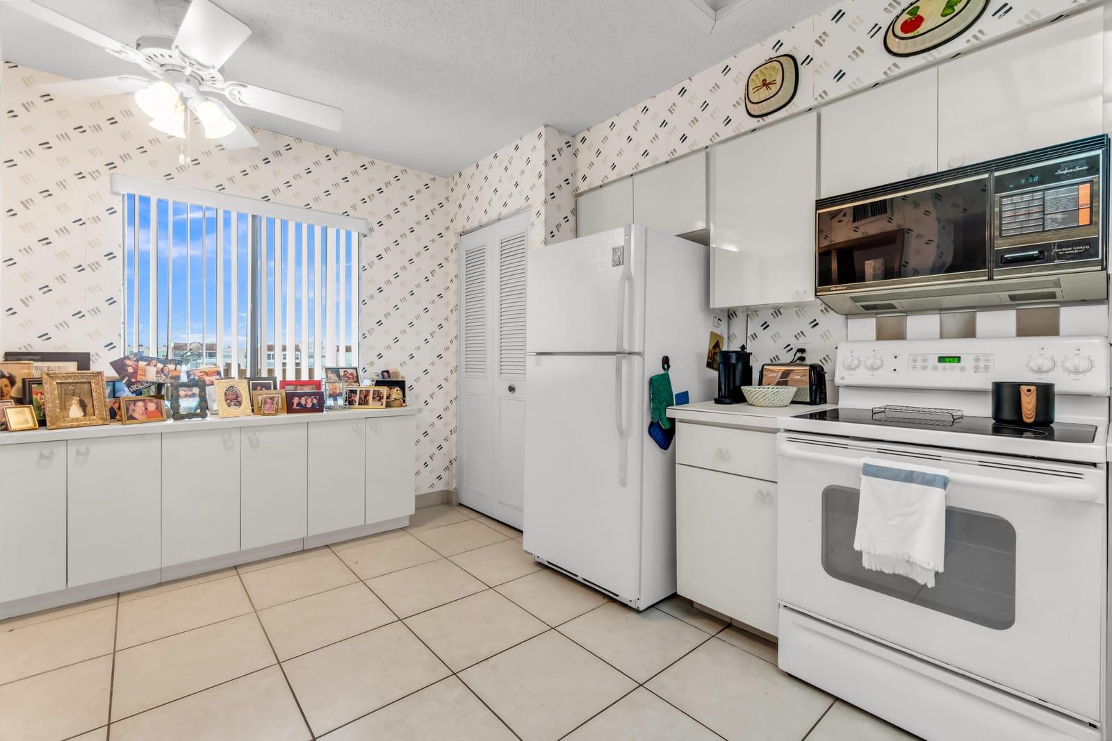 14460 Strathmore Lane 704 — photo 6
