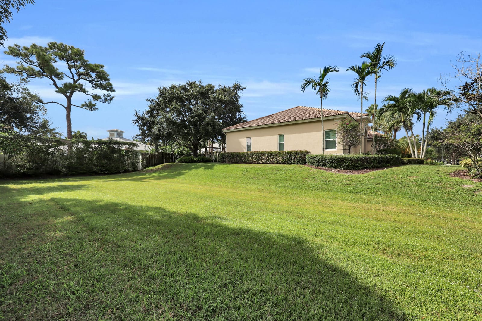 103 MAGNOLIA Way, Tequesta, FL 33469 photo 17