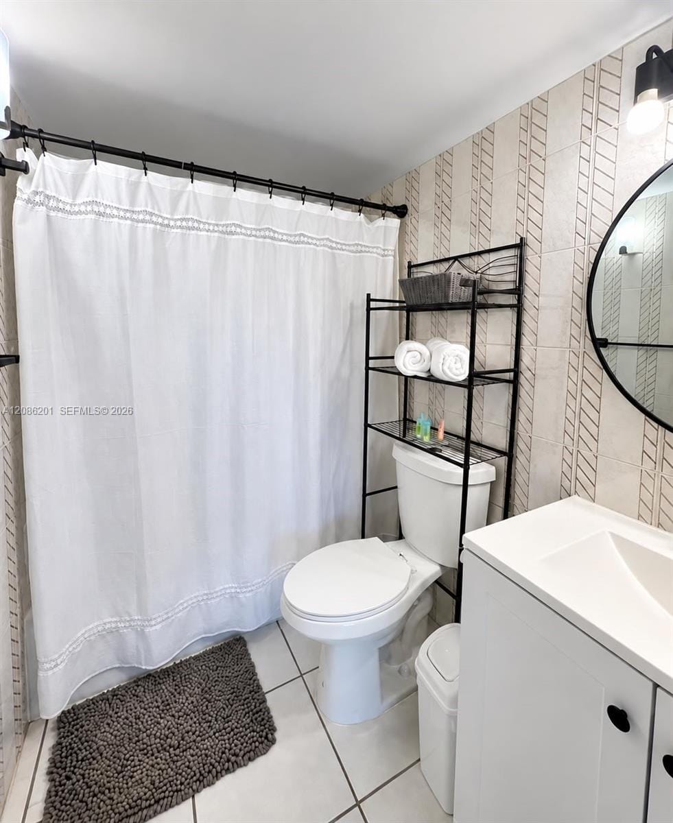 250 181st Drive 413, Sunny Isles Beach, FL 33160 photo 13