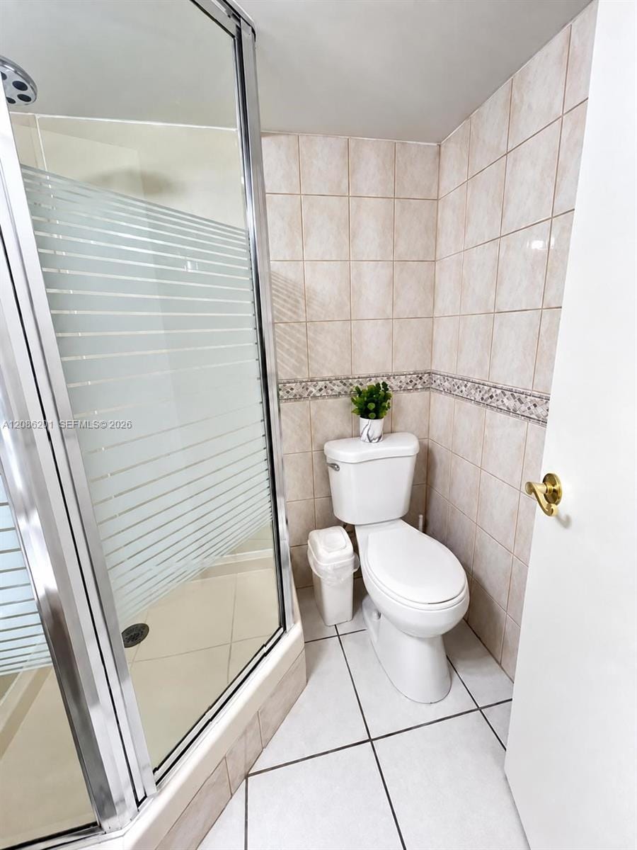 250 181st Drive 413, Sunny Isles Beach, FL 33160 photo 14