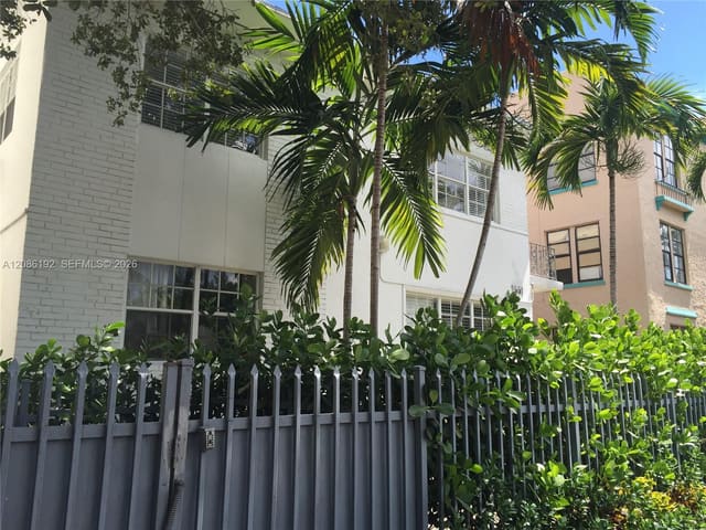 1551 Michigan Avenue 8, Miami Beach, FL 33139