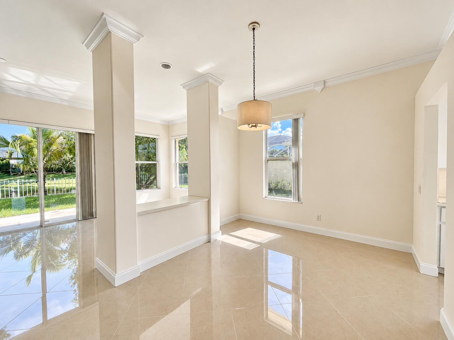 2571 SW Greenwich Way — photo 12