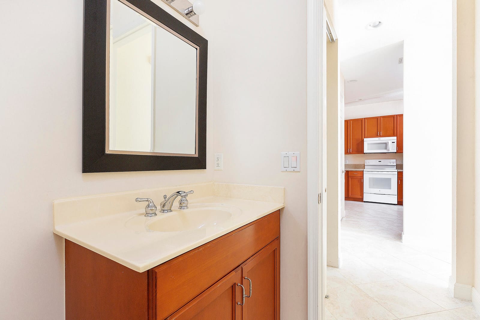 6807 LAKESIDE Circle N 102-1, Davie, FL 33314 photo 12