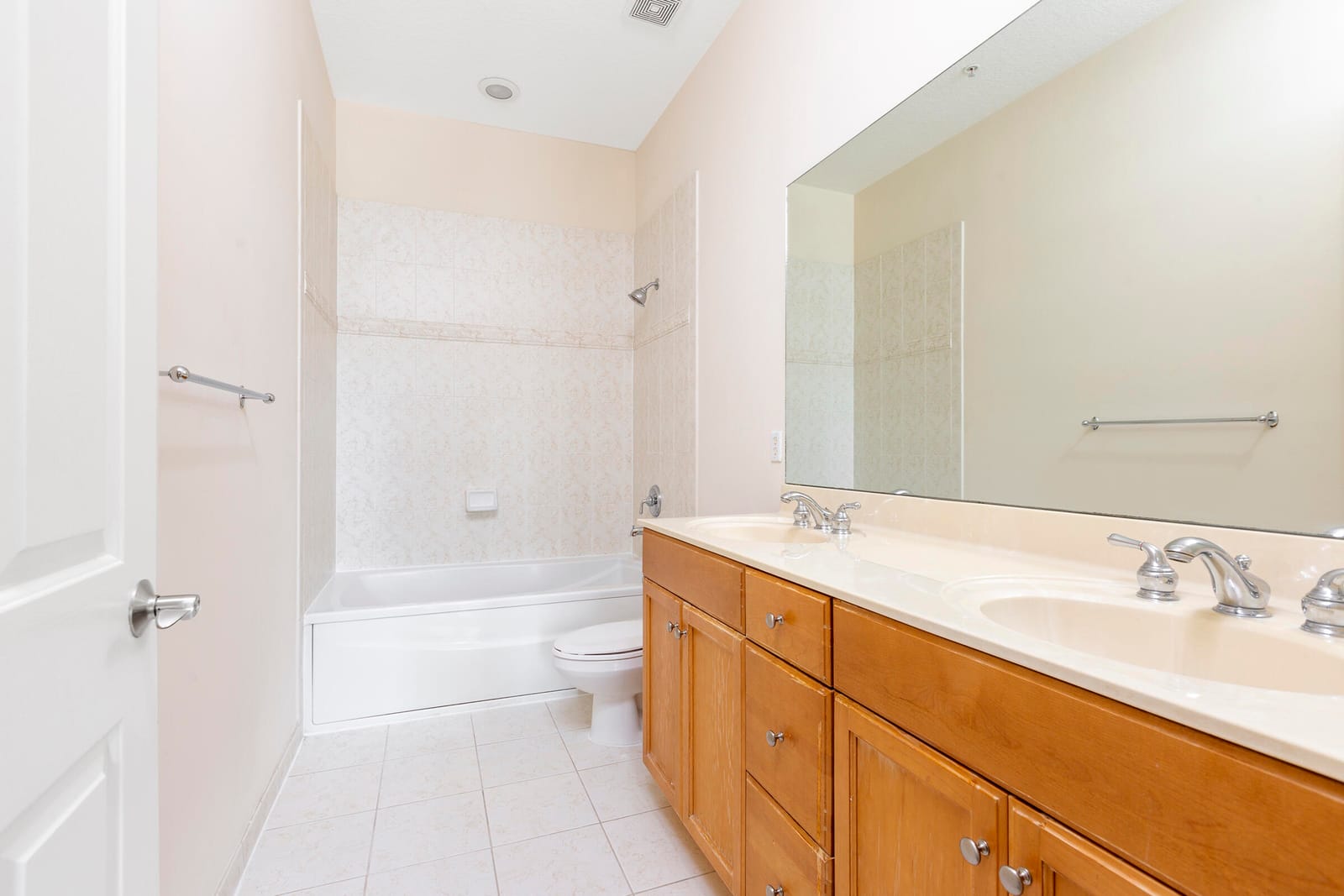 6807 LAKESIDE Circle N 102-1, Davie, FL 33314 photo 13