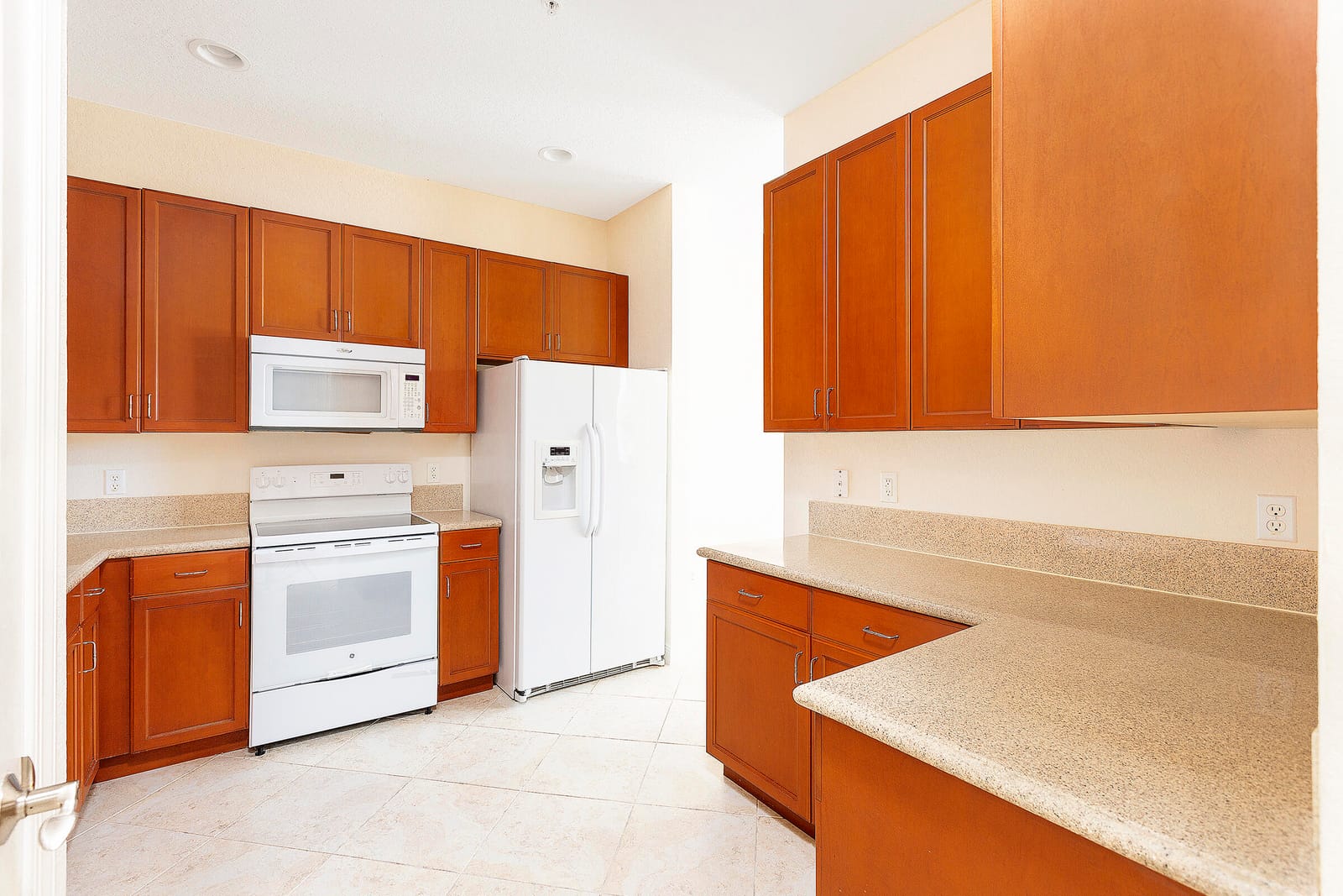 6807 LAKESIDE Circle N 102-1, Davie, FL 33314 photo 8