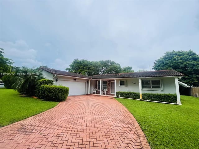 14961 Egan Lane, Miami Lakes, FL 33014