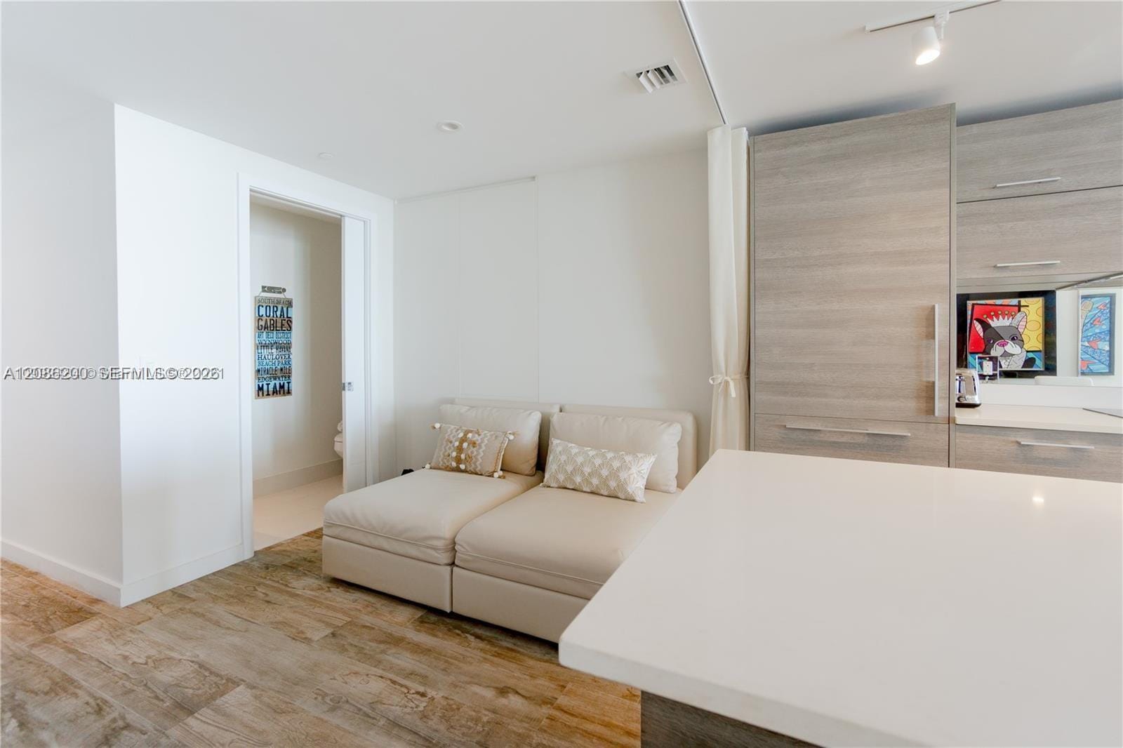 650 NE 32nd Street 4402, Miami, FL 33137 photo 13