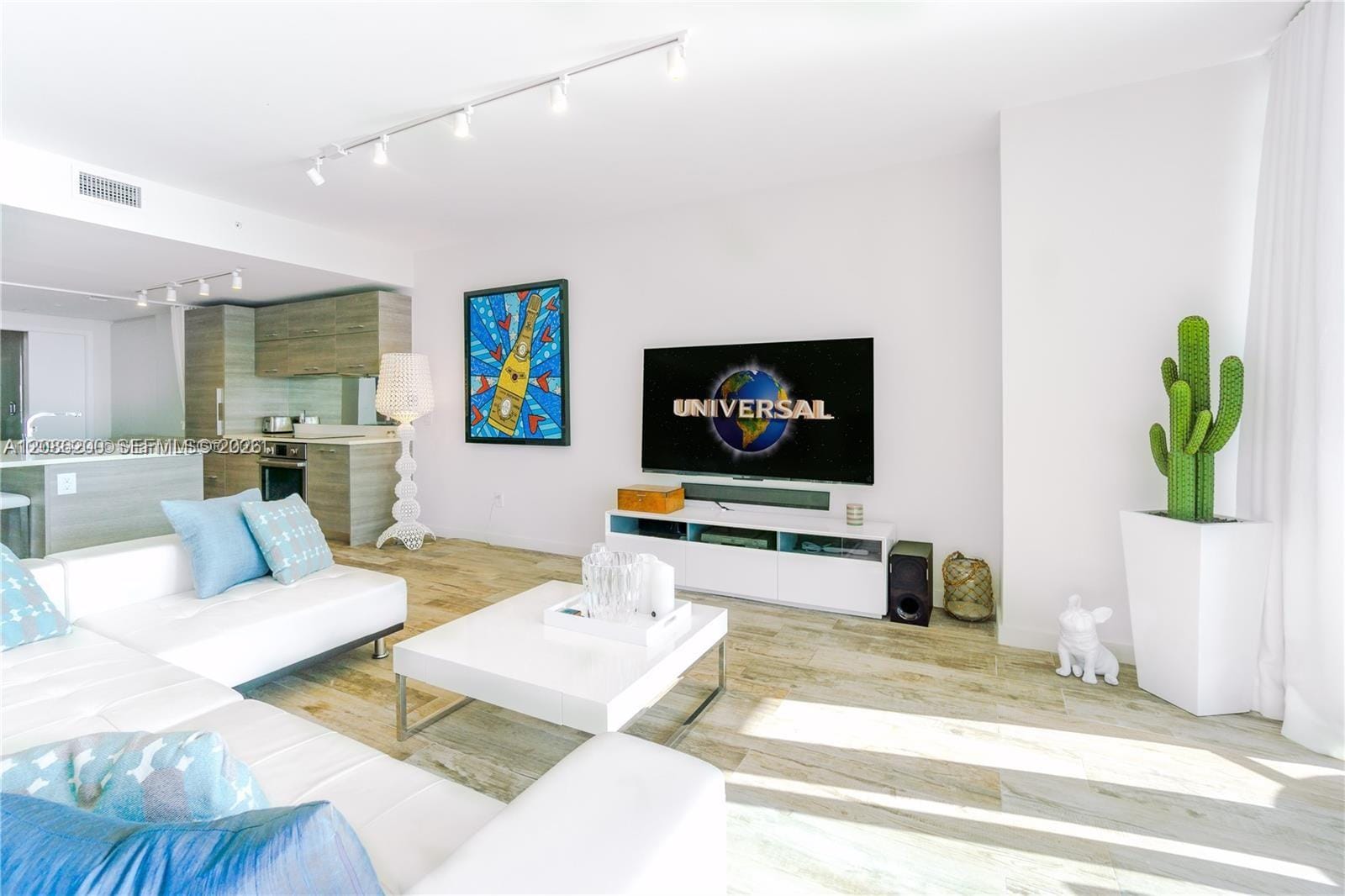 650 NE 32nd Street 4402, Miami, FL 33137 photo 6