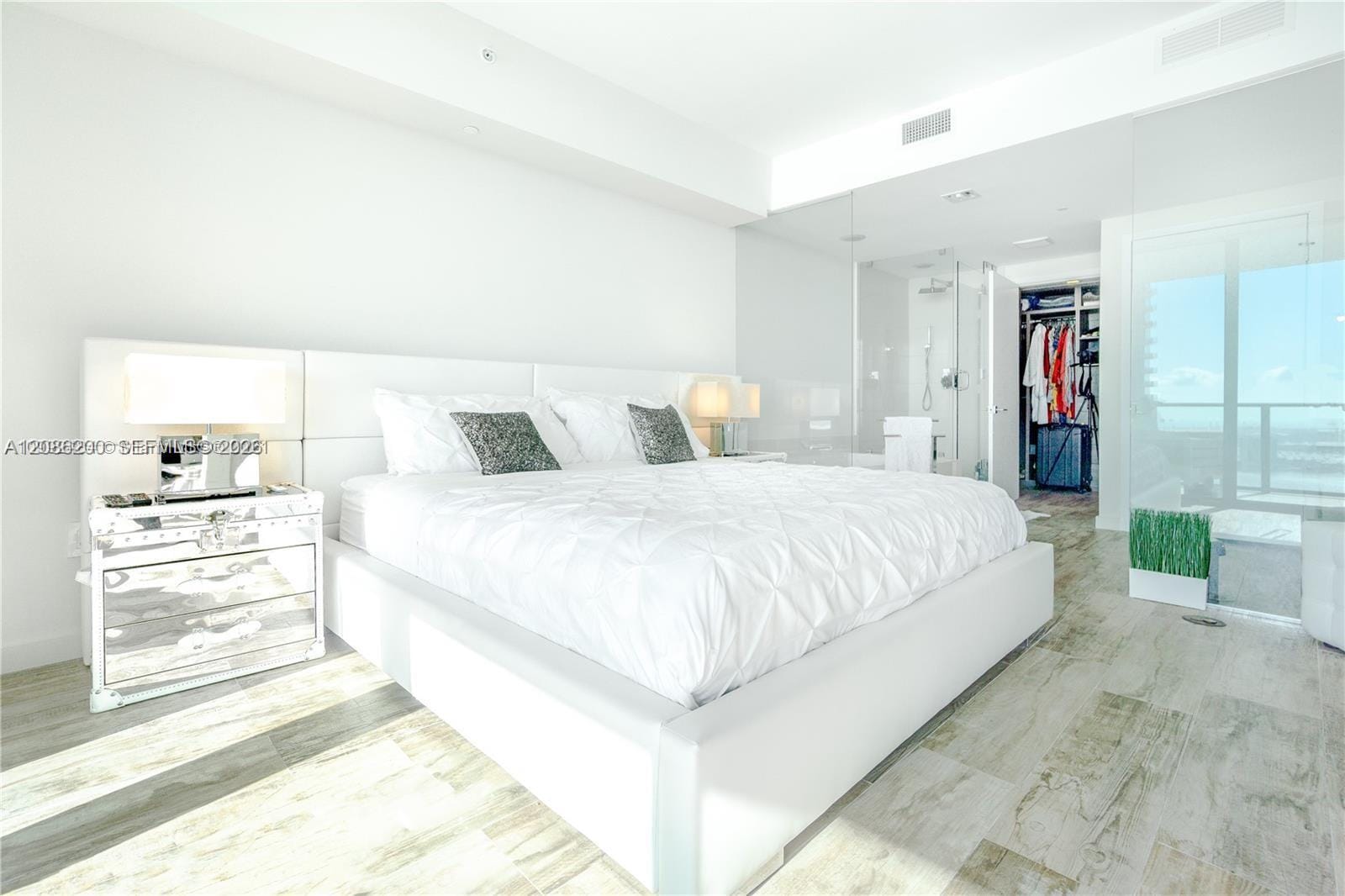 650 NE 32nd Street 4402, Miami, FL 33137 photo 7