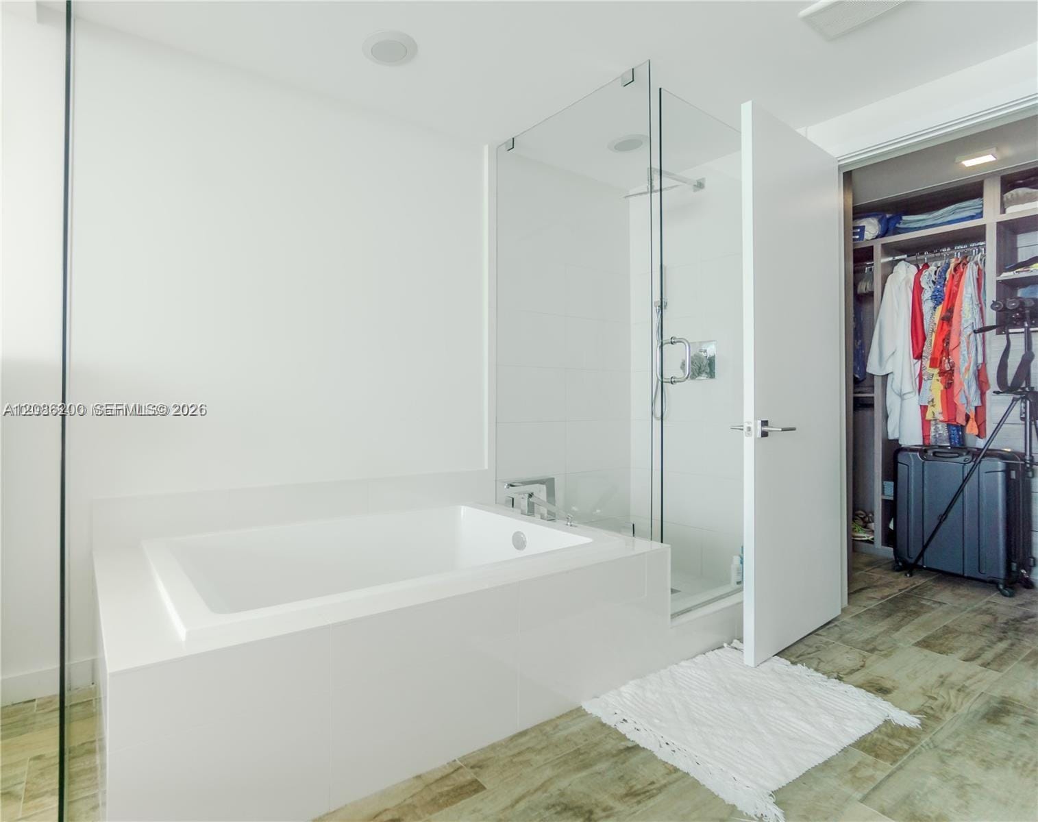 650 NE 32nd Street 4402, Miami, FL 33137 photo 9