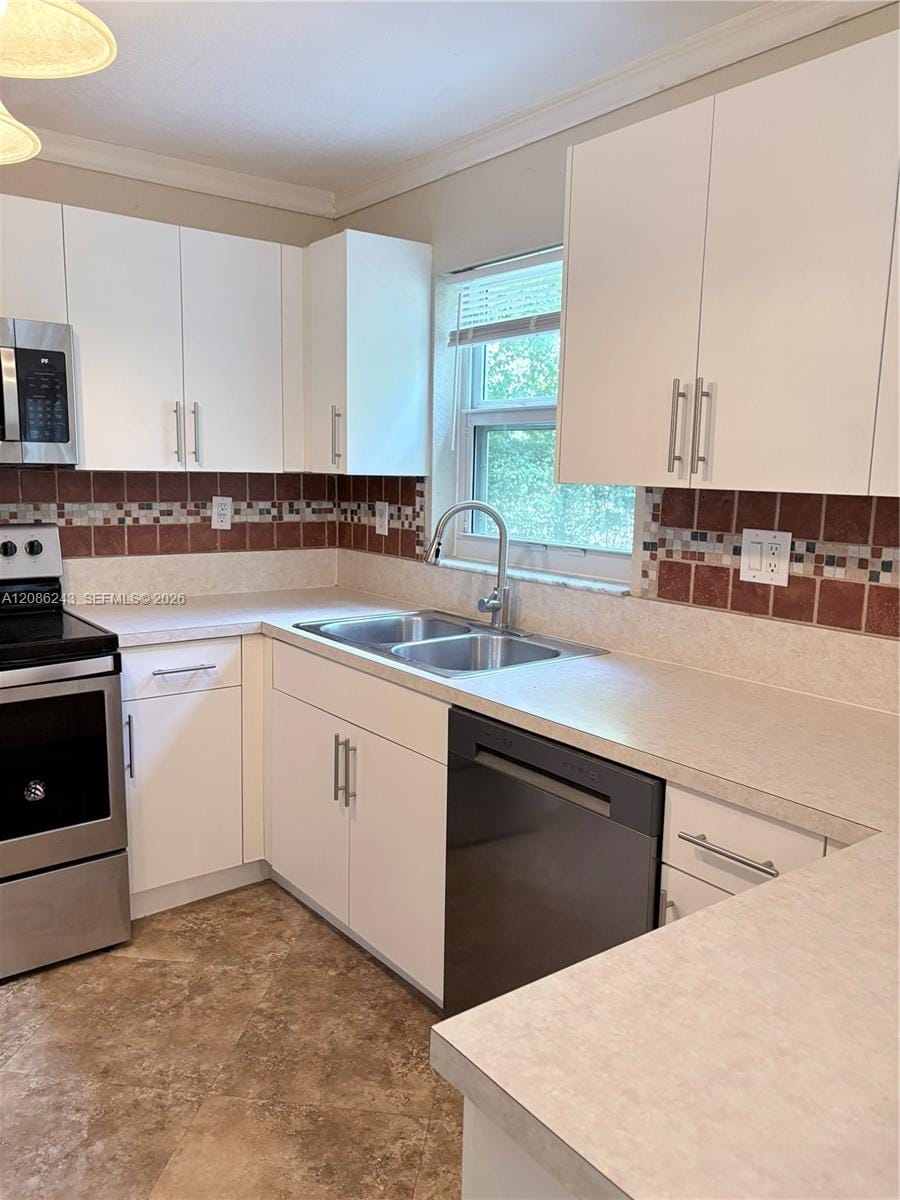 2297 NW 171st Terrace, Pembroke Pines, FL 33028 photo 8