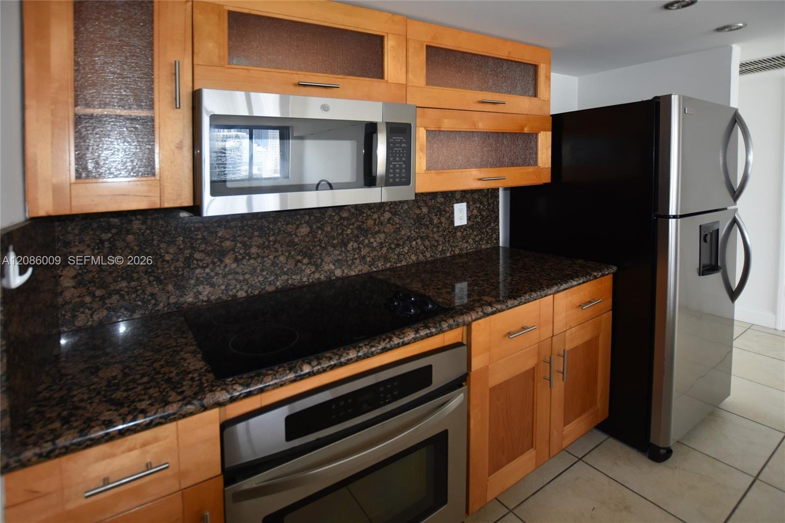 540 Brickell Key Drive 1511, Miami, FL 33131 photo 2