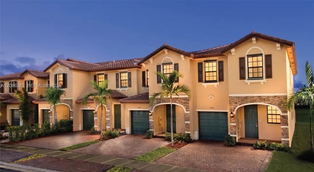 175 SE 34th Avenue, Baywinds Of Dominica And, Homestead, FL