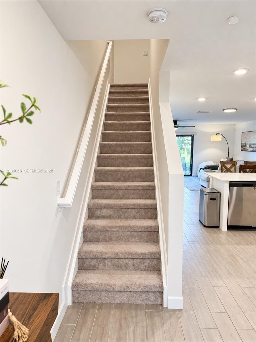 5013 Woods Edge Circle — photo 9