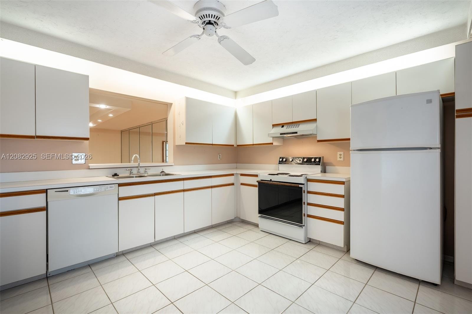 150 S Hollybrook Terrace 208 — photo 7