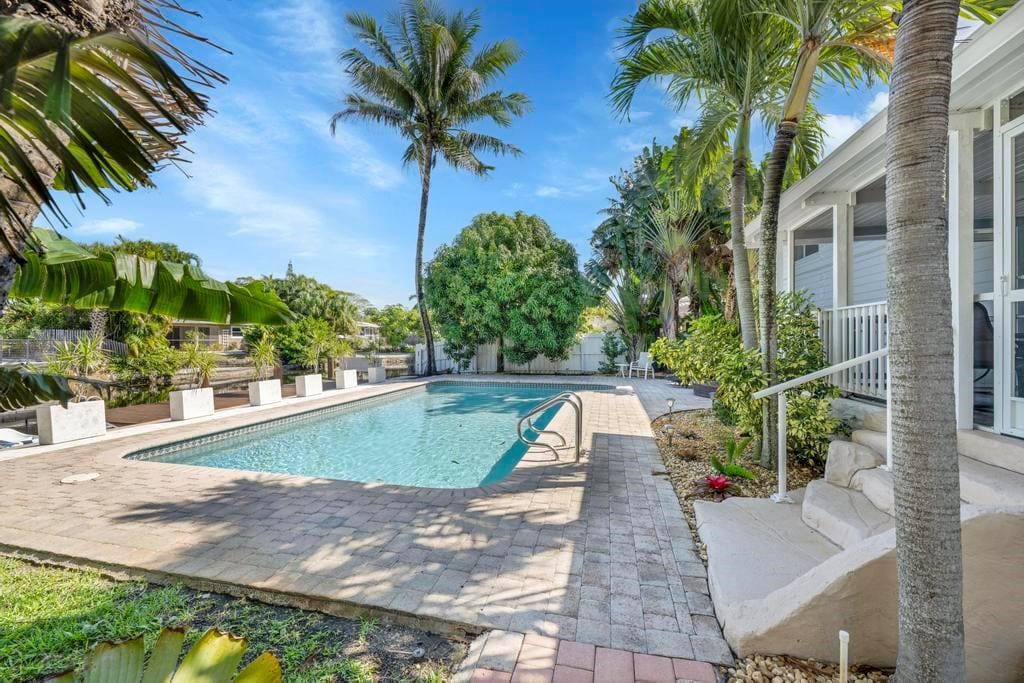 1771 NE 35th Street, Oakland Park, FL 33334 photo 21