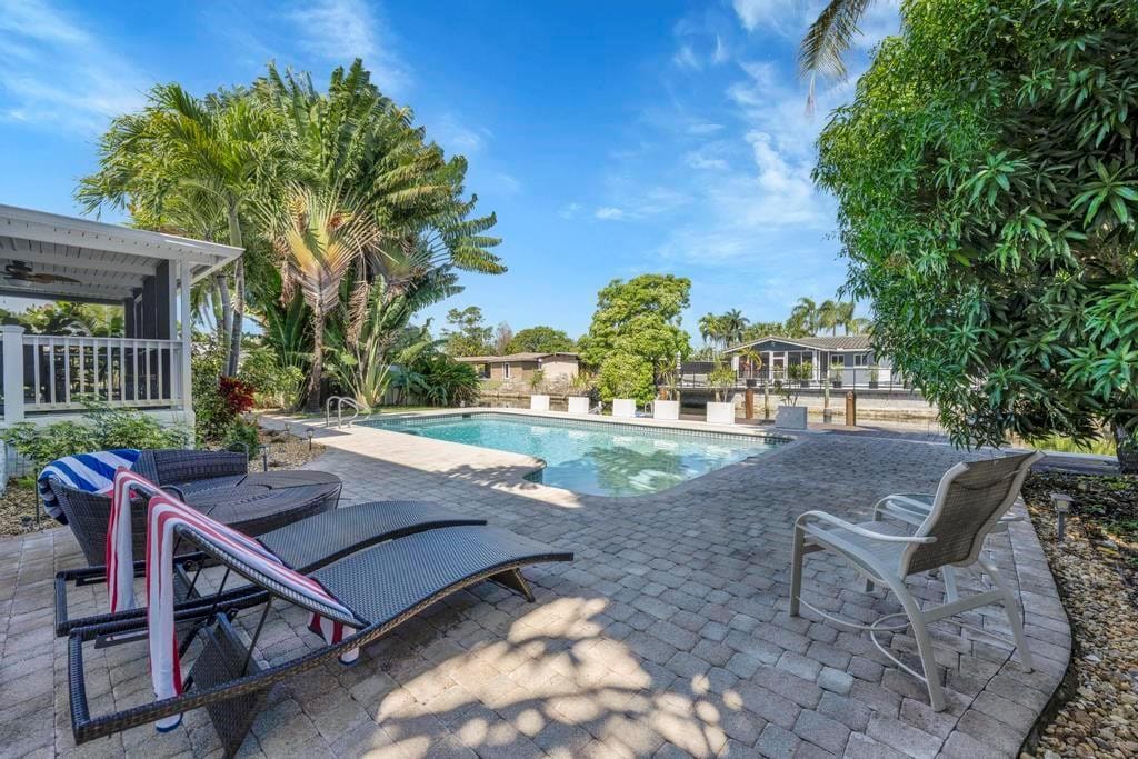 1771 NE 35th Street, Oakland Park, FL 33334 photo 29