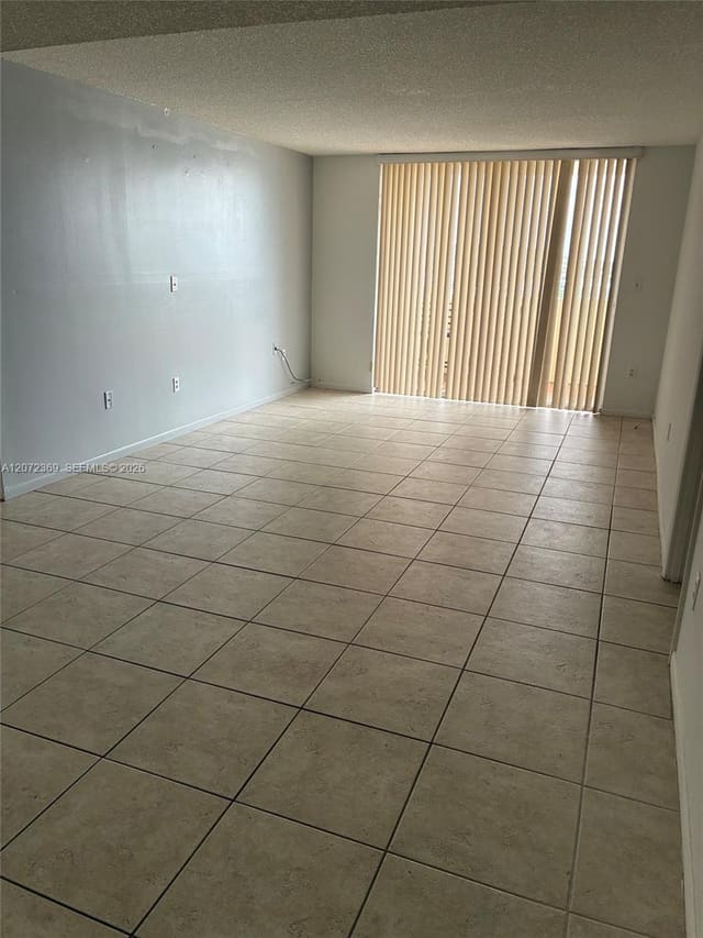 4675 W 18th Court 904, Hialeah, FL 33012