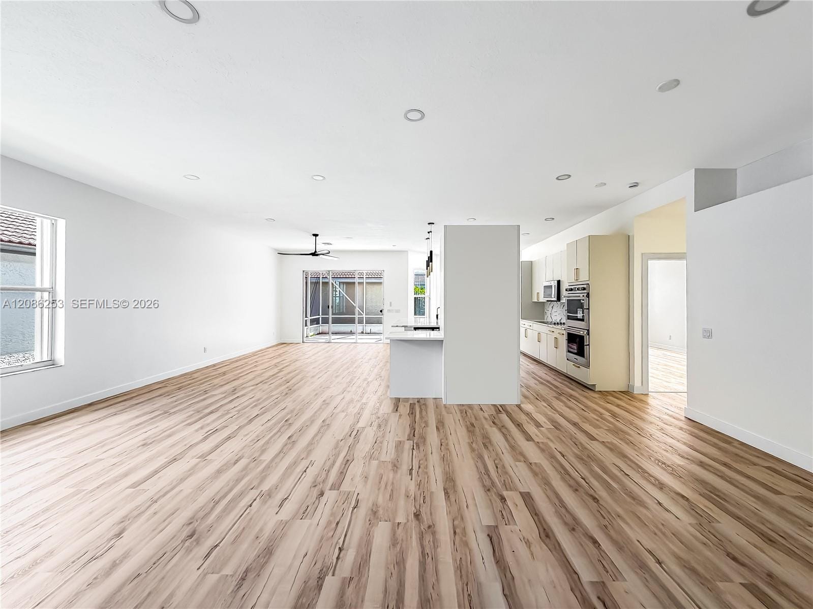 11900 Mataro Avenue — photo 10