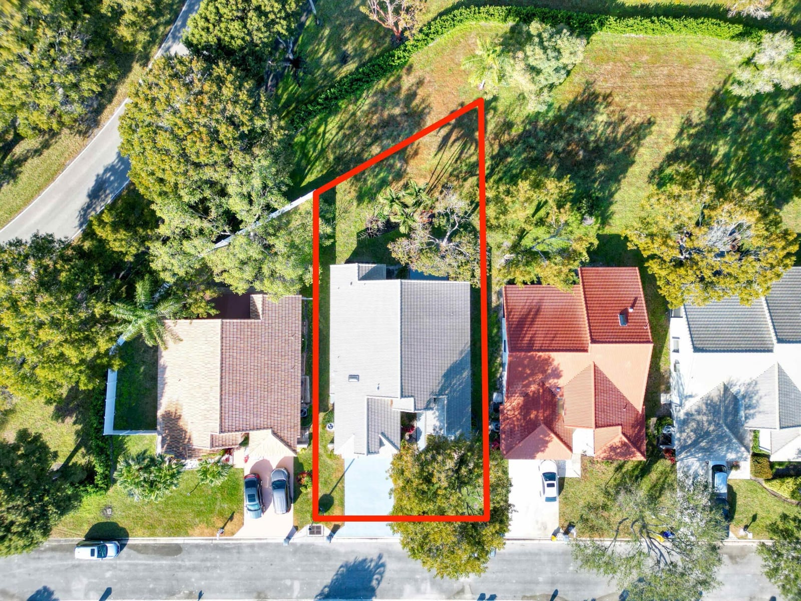8901 BOATSWAIN Drive — photo 9