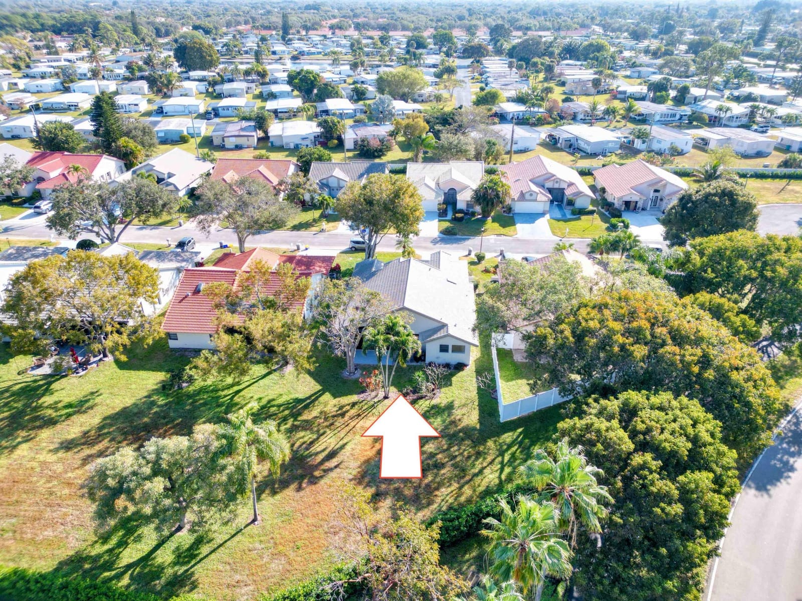 8901 BOATSWAIN Drive — photo 10