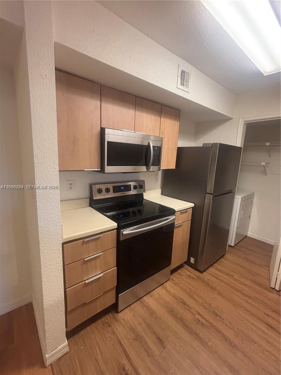 875 Riverside Drive 737, Coral Springs, FL 33071 photo 3