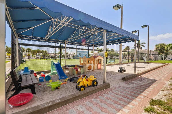 108 NETTLES Boulevard, Jensen Beach, FL 34957 photo 14