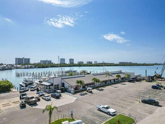 108 NETTLES Boulevard, Jensen Beach, FL 34957 photo 16