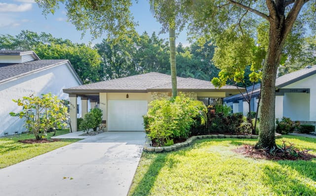 2420 Fiddleleaf Avenue, Coconut Creek, FL 33063