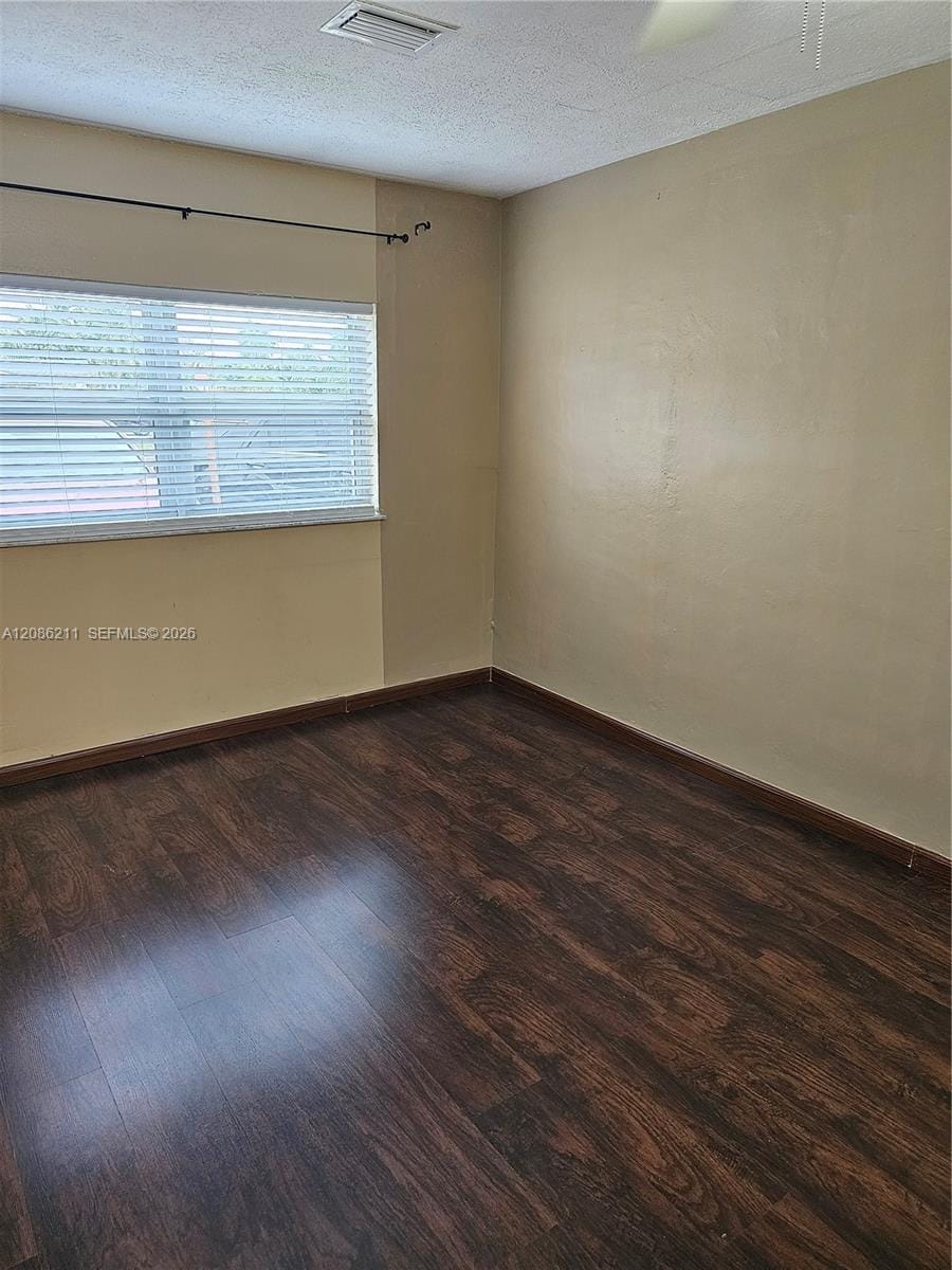 3500 NW 39th Street 0 — photo 2