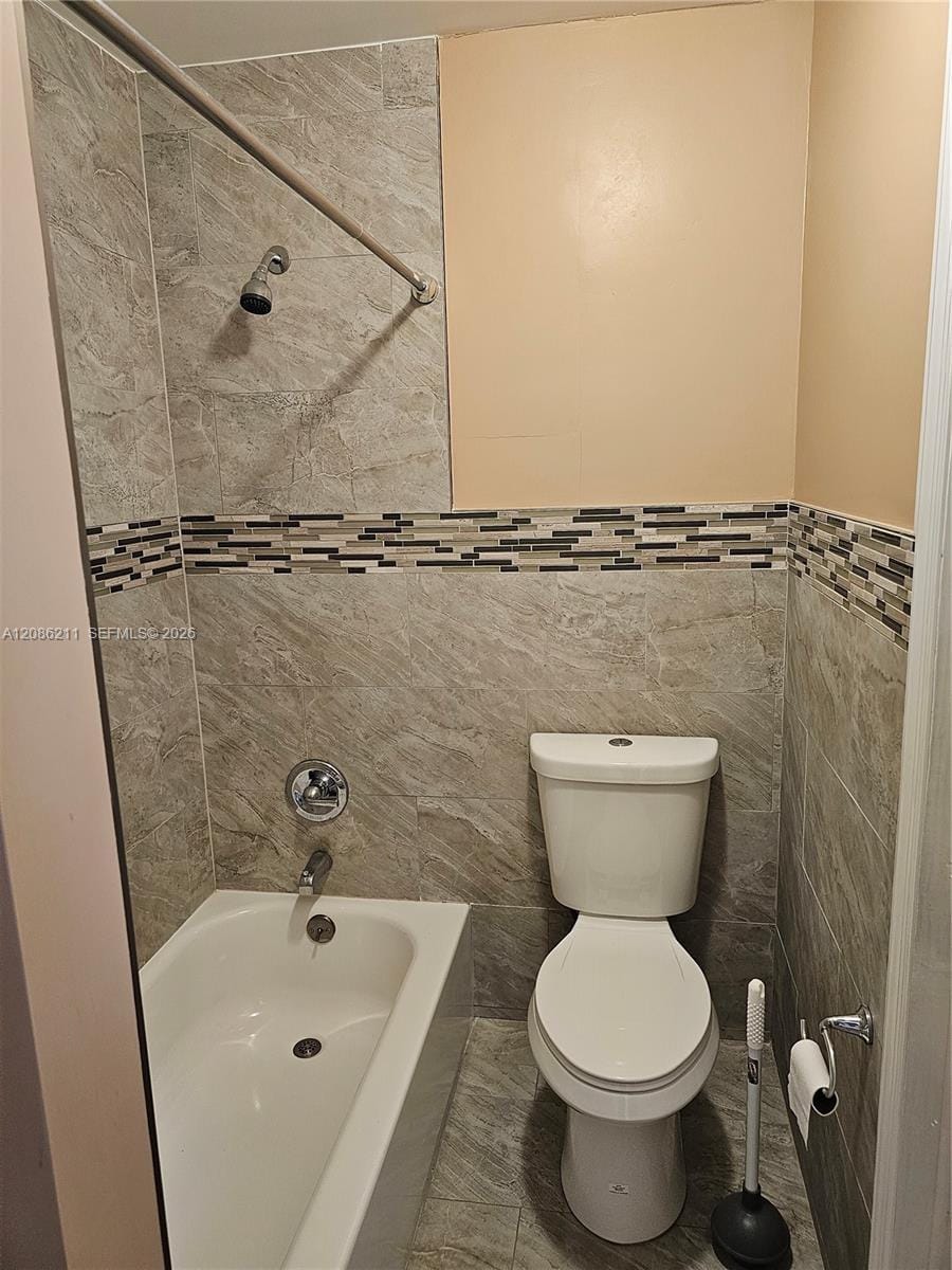 3500 NW 39th Street 0 — photo 8