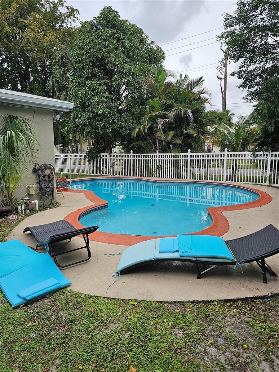 3500 NW 39th Street 0 — photo 10