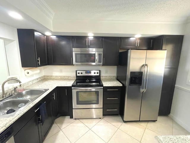 2805 SW 22ND Avenue 2070, Delray Beach, FL 33445